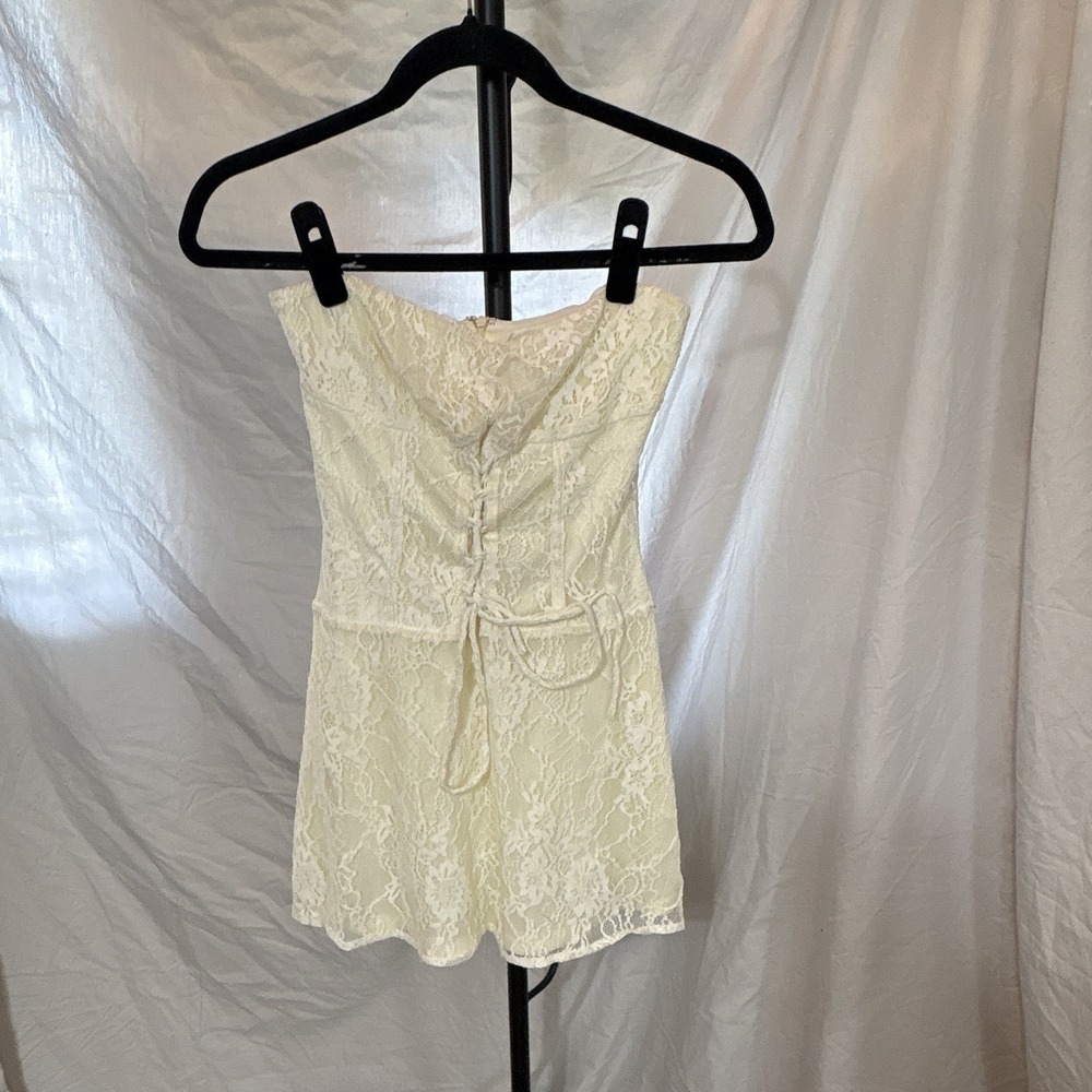 Princess Polly Mini Dress US 4 Ivory Lace Strapless Corset Y2K Coquette Party